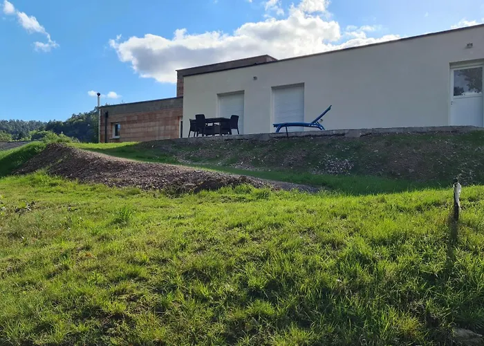 Maison D'hote Au Bord De La Riviere Avec Jacuzzi Semesterbostad *